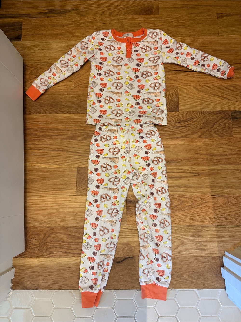 Kids Cotton Pajama Set with Halloween Candy Print